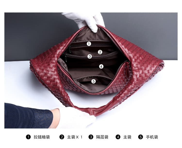 Crescent Moon Hobo Bag 22