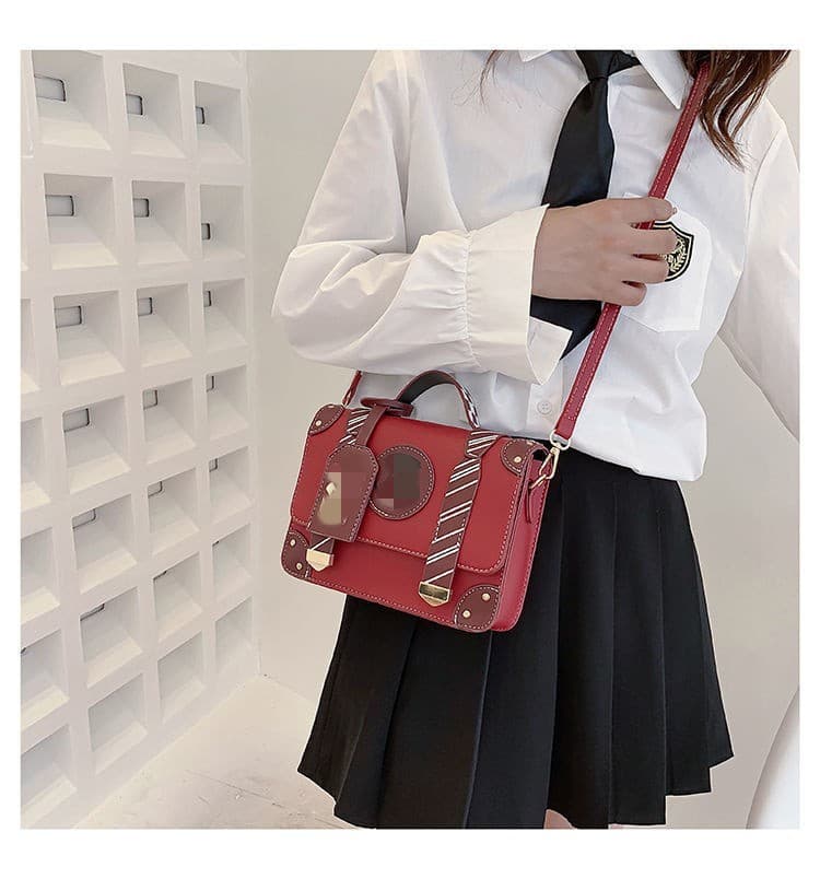 Hogwarts Satchel 15