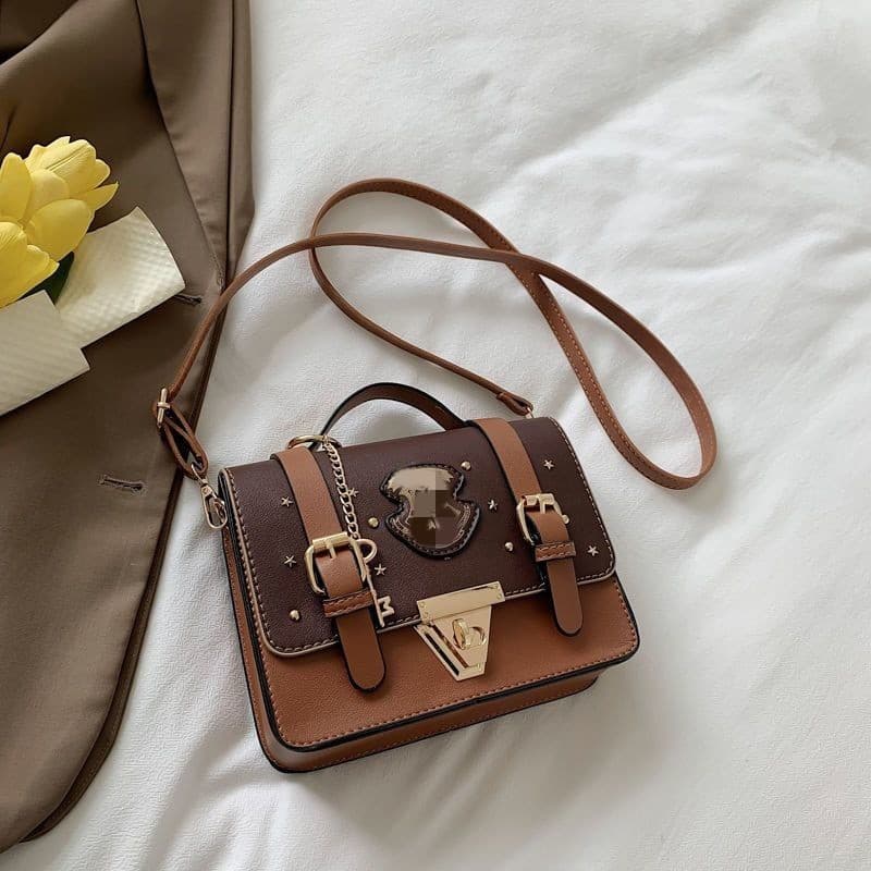 Hogwarts Satchel 2