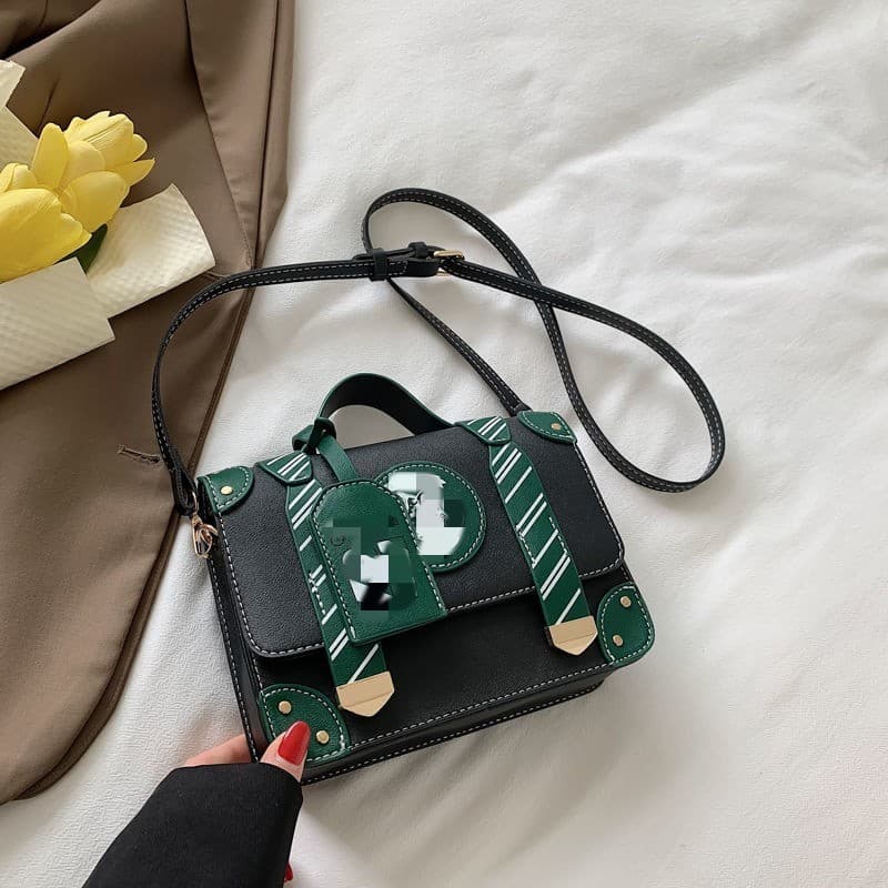 Hogwarts Satchel 4
