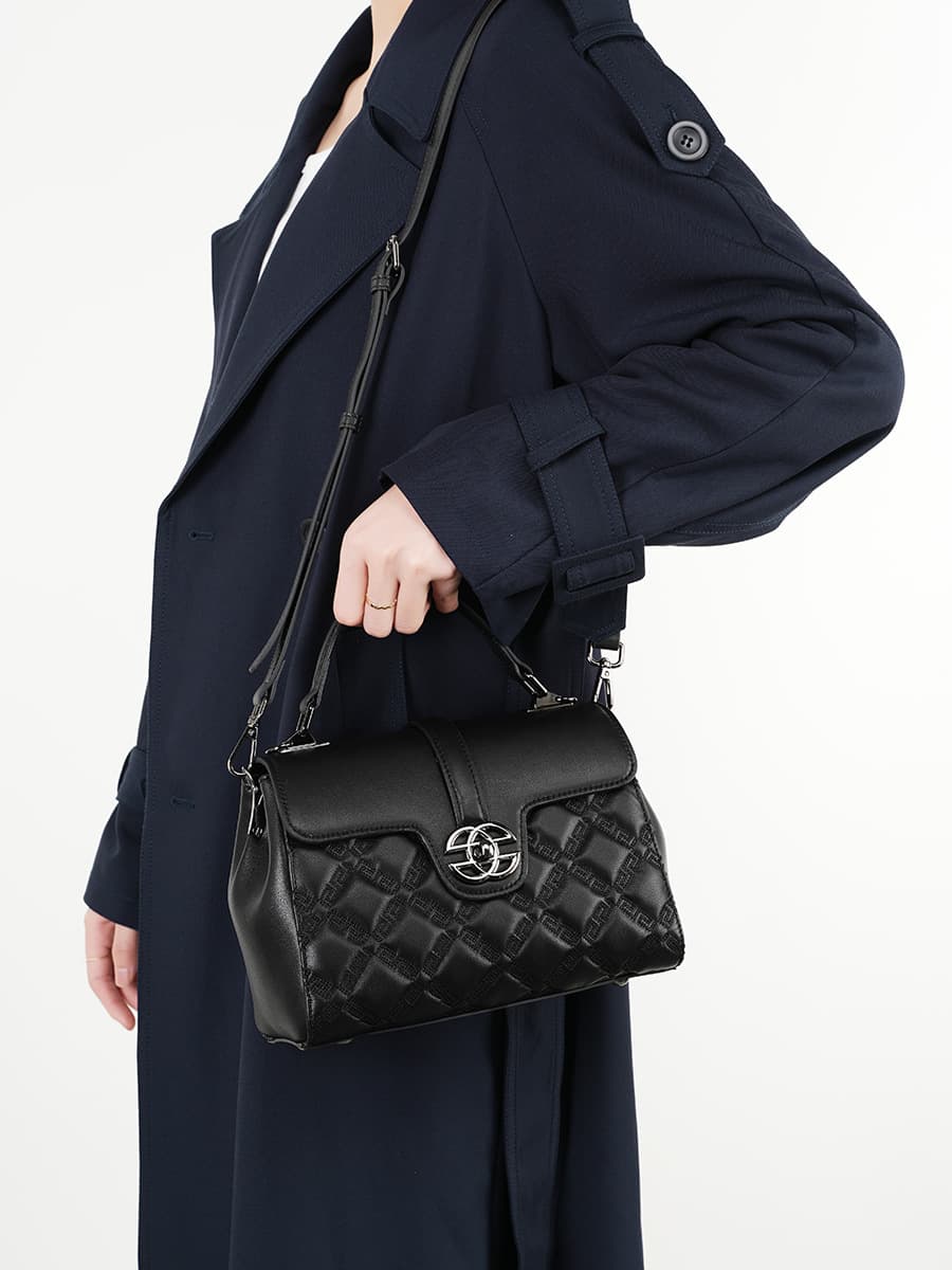 Pebbled Leather Commuter Tote 3