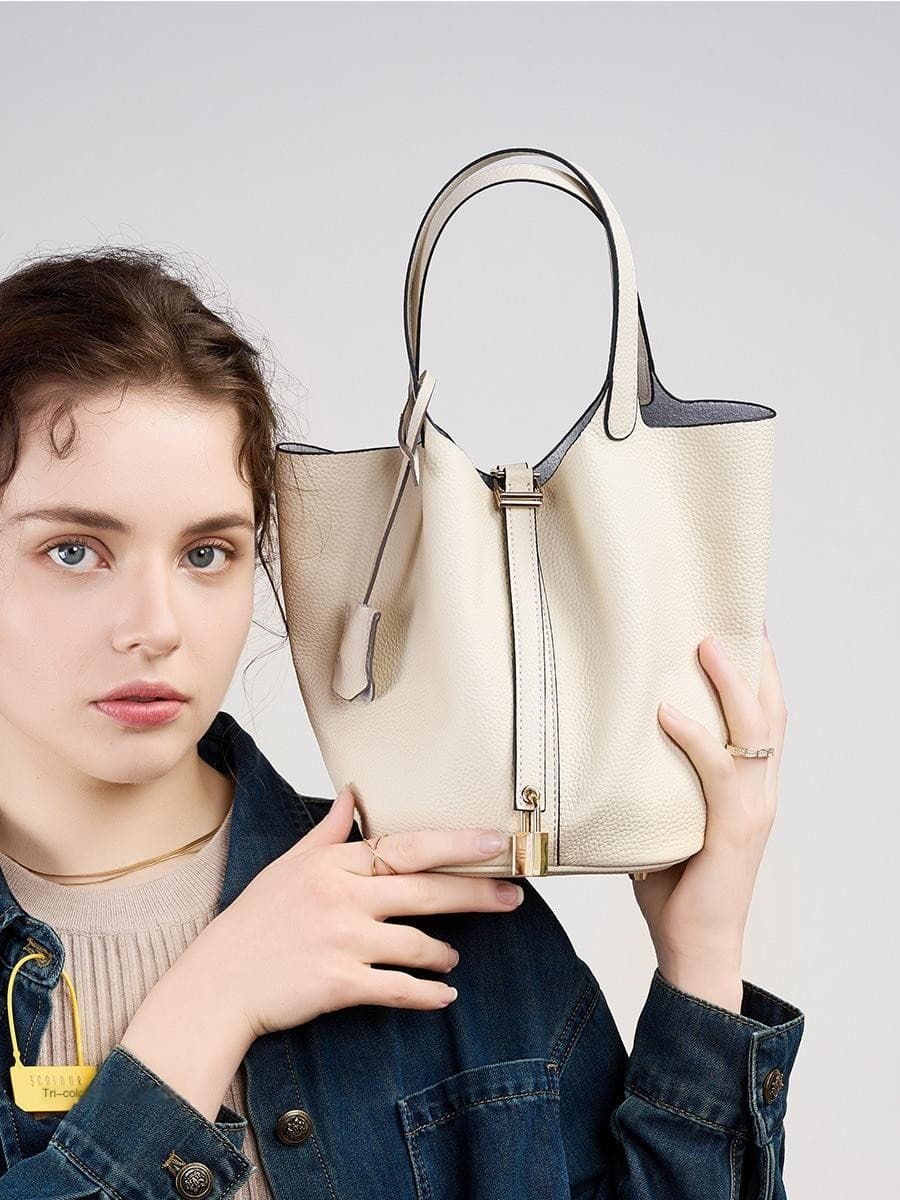 Leather Bucket Bag 1