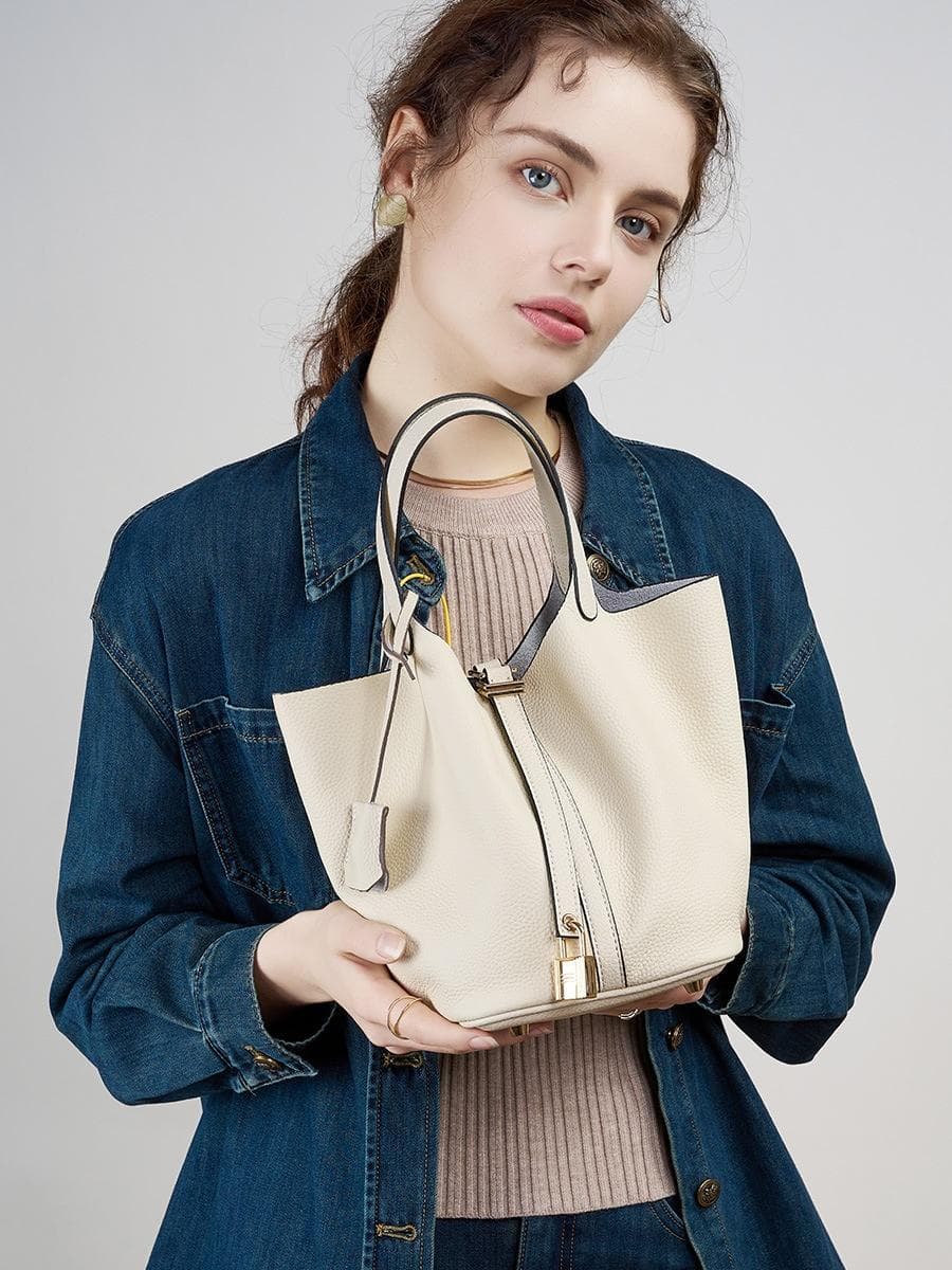 Leather Bucket Bag 2