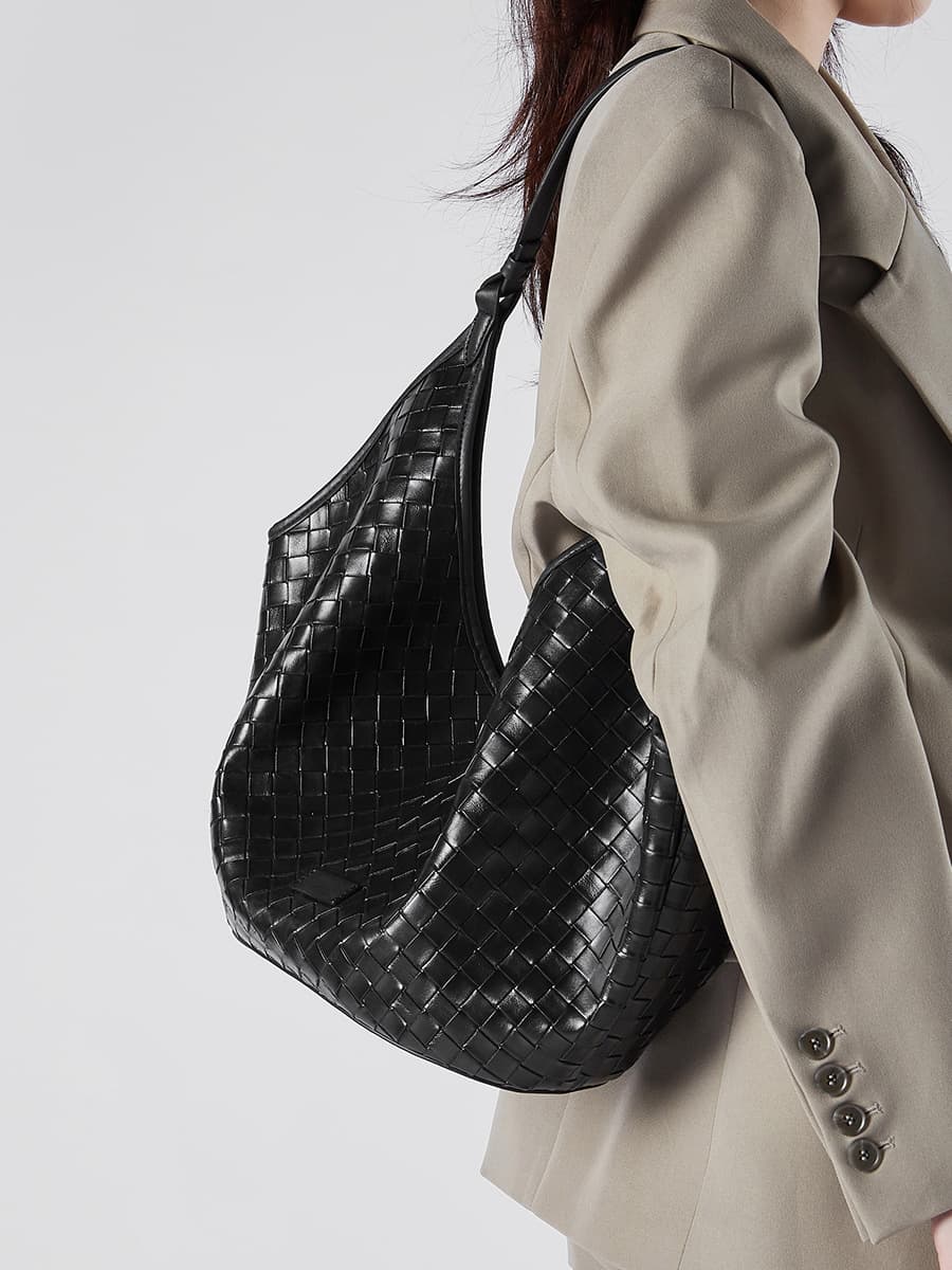 Woven Grain Leather Tote 4