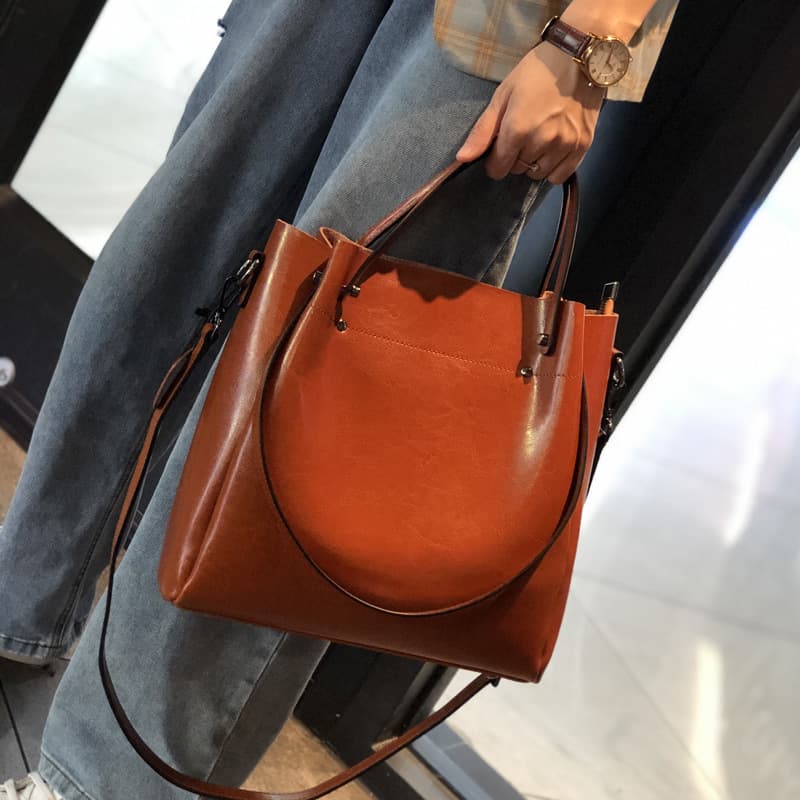 Vintage Leather Oversized Tote 4