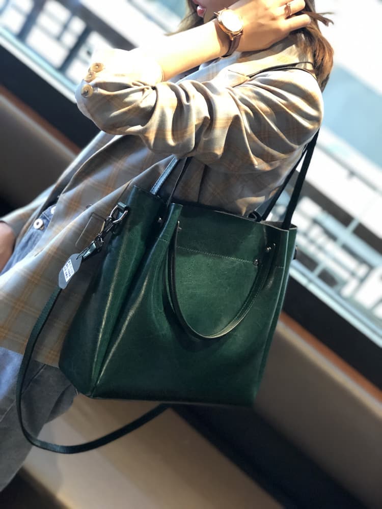 Vintage Leather Oversized Tote 9
